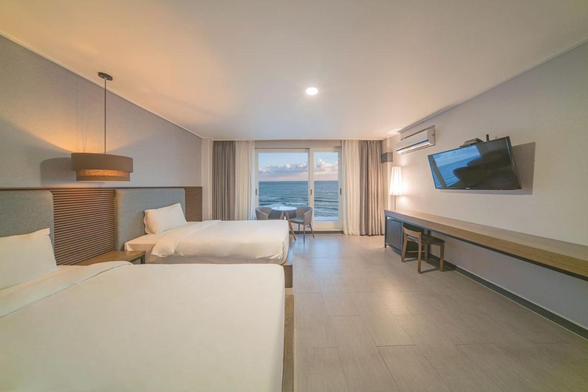 El Hotel Yangyang Exteriör bild
