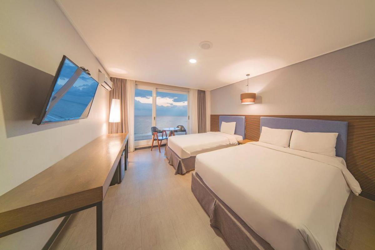 El Hotel Yangyang Exteriör bild