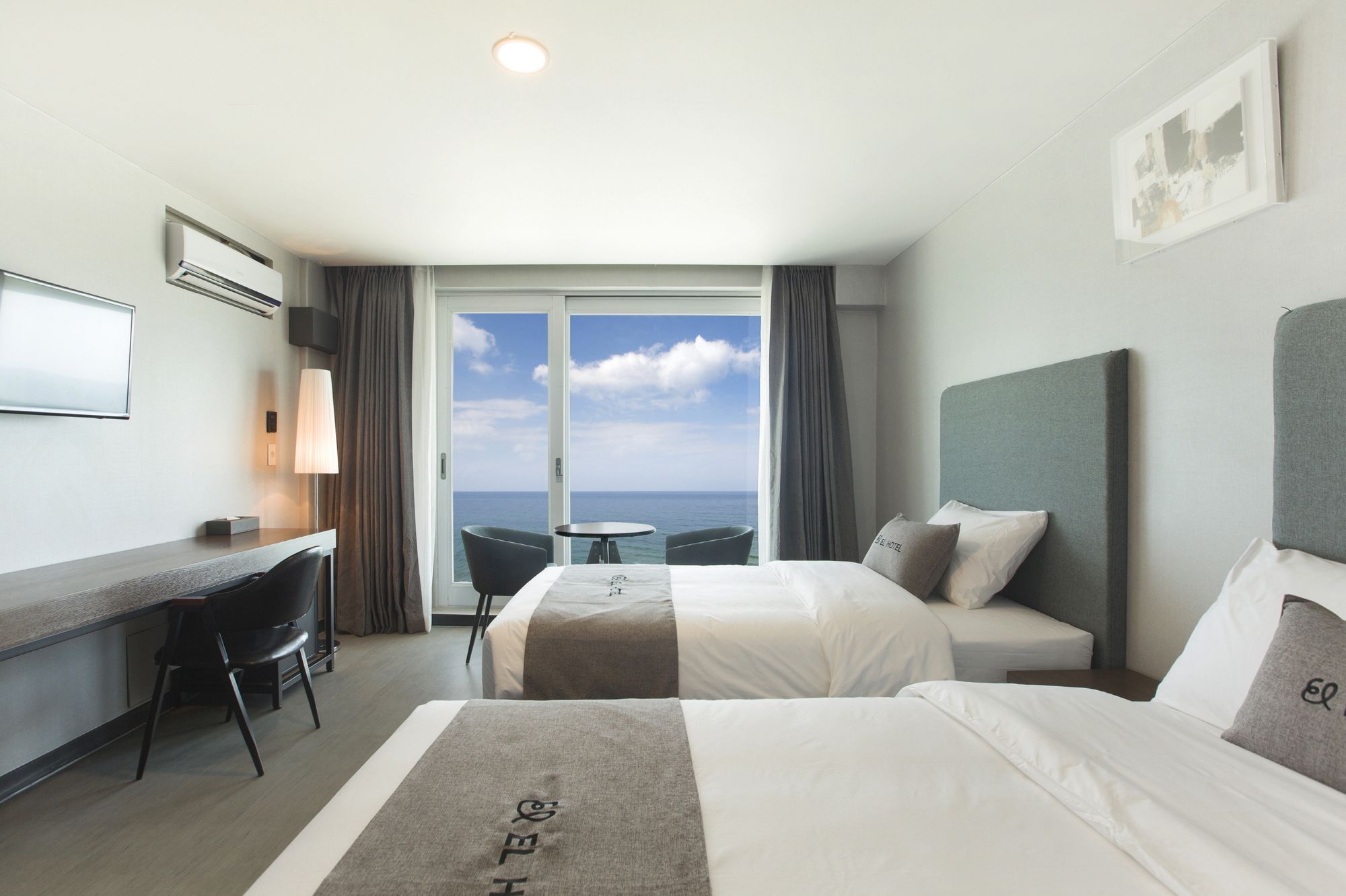 El Hotel Yangyang Exteriör bild
